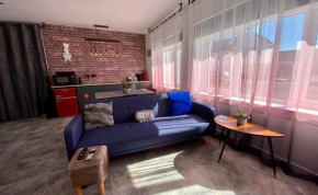 Dalgety Bay Luxury Studio Apartment